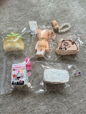 Taba Squishy Bundle MissWu Coco Cat YeYuan Bear Siamese pineapple 5 pieces